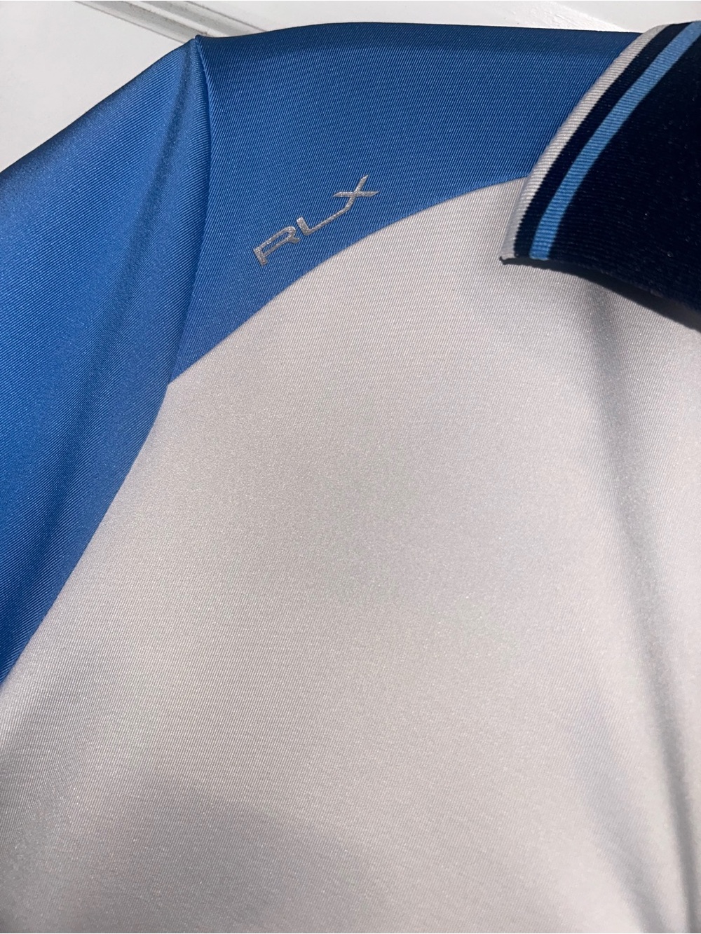Ralph Lauren RLX Colorblock Polo dress in Light Blue, Navy & White - Picture 4 of 9